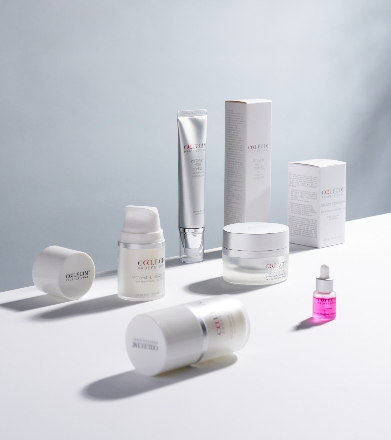 01Contact-featured_image-desktop-1370x1540_f1f3d78d-fdac-44ee-b6b6-06a0720ee5c0